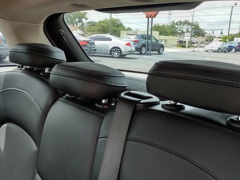 Used 2018 MINI Cooper 4-Door Hardtop FWD image 30