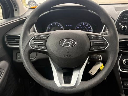 Used 2020 Hyundai Santa Fe SE FWD image 18
