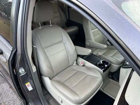 Used 2018 Toyota Sienna XLE image 15