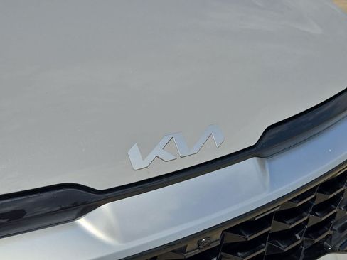 Certified 2023 Kia Sportage SX FWD image 10