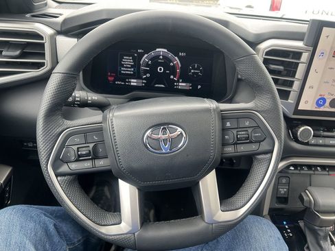 New 2025 Toyota Tundra Limited image 17