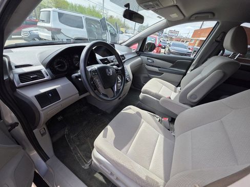 Used 2016 Honda Odyssey LX image 10