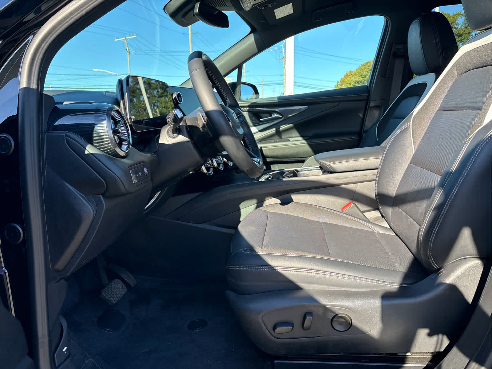 Certified 2024 Chevrolet Blazer EV LT AWD/4WD image 8