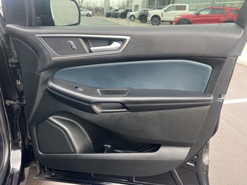 Used 2023 Ford Edge SEL w/ Sport Appearance Package image 10
