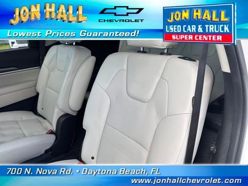 Used 2023 Kia Telluride S image 18