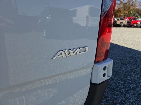 Used 2025 Mercedes-Benz Sprinter 2500 image 24