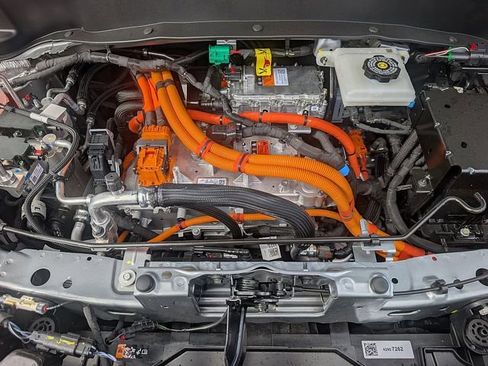 New 2027 Chevrolet Bolt RS w/ Technology Package image 4