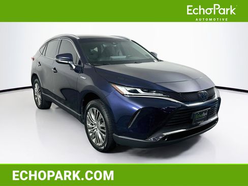 Used 2021 Toyota Venza XLE w/ Softex Package AWD/4WD image 1