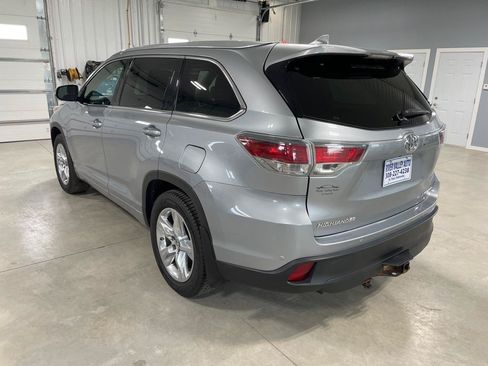 Used 2016 Toyota Highlander Limited AWD/4WD image 5