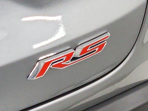 Used 2024 Chevrolet Trax RS FWD image 23