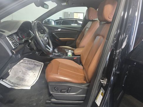 Used 2023 Audi Q5 2.0T Premium w/ Convenience Package AWD/4WD image 9