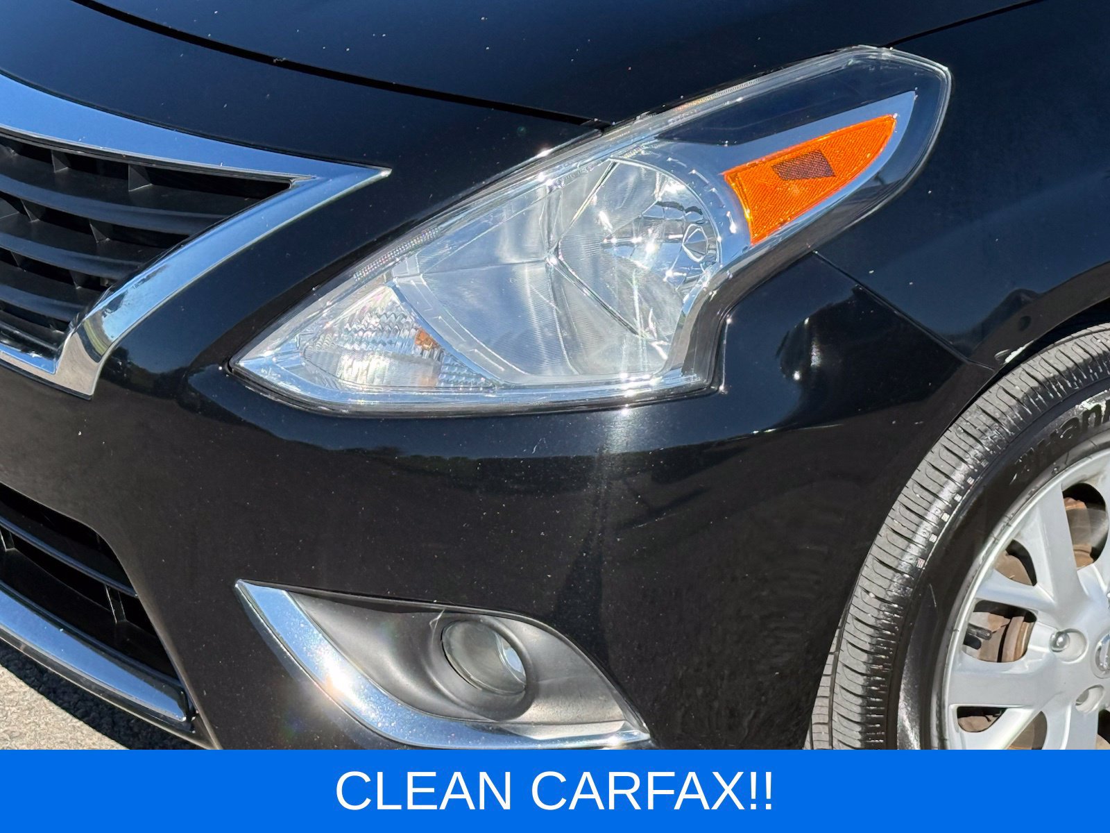 Used 2017 Nissan Versa SV w/ SV Special Edition Package FWD image 11