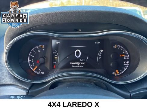 Used 2022 Jeep Grand Cherokee Laredo X image 12