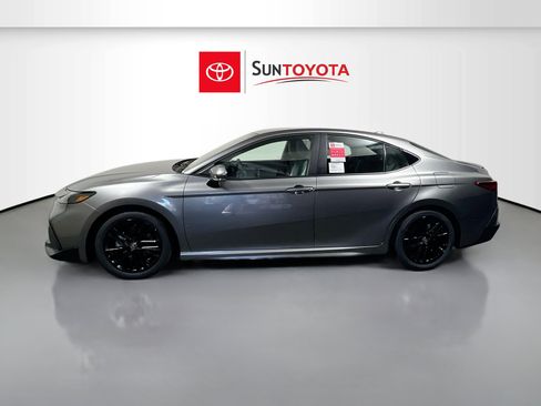 New 2026 Toyota Camry SE FWD image 7