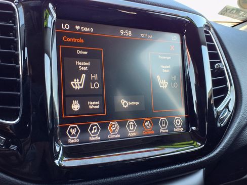 Used 2021 Jeep Compass Limited w/ Sun and Sound Group AWD/4WD image 5