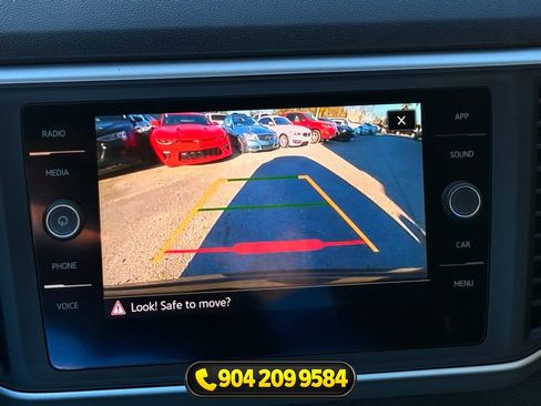 Used 2021 Volkswagen Atlas Cross Sport SE FWD image 22