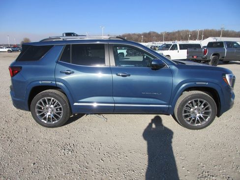 New 2026 GMC Terrain Denali image 3