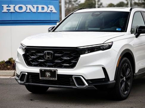 Certified 2026 Honda CR-V Sport Touring image 2