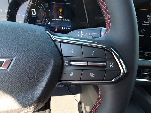 New 2026 Chevrolet Equinox RS w/ Convenience Package III FWD image 19