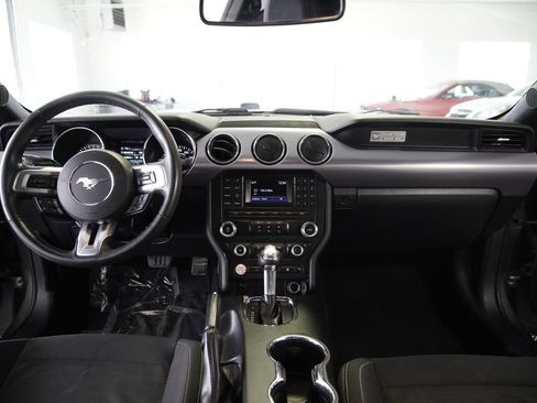 Used 2015 Ford Mustang EcoBoost image 10