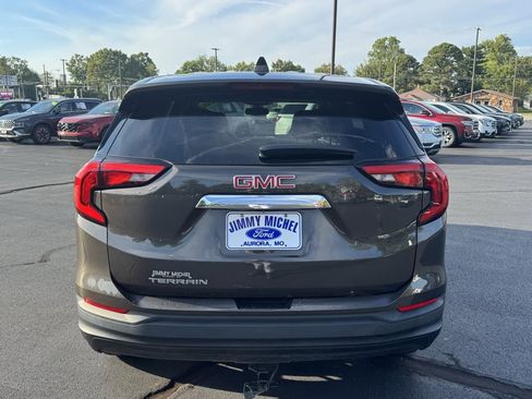 Used 2020 GMC Terrain SLE image 22