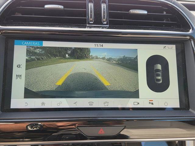 Used 2020 Jaguar XE S RWD image 11