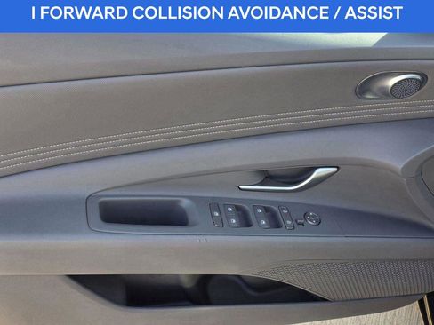 Certified 2025 Hyundai Elantra Sport FWD image 17