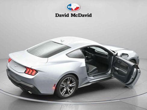 Used 2024 Ford Mustang EcoBoost image 18