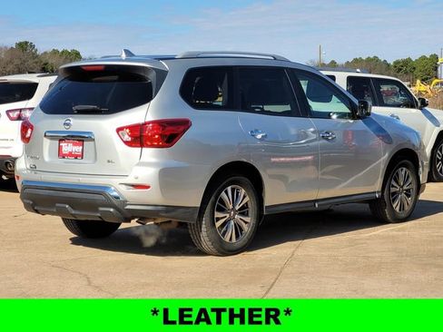 Used 2020 Nissan Pathfinder SL image 5