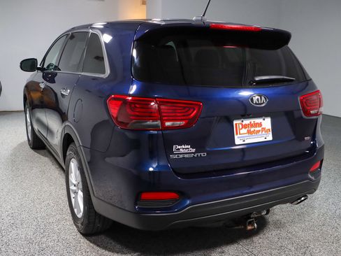 Used 2020 Kia Sorento LX FWD image 9