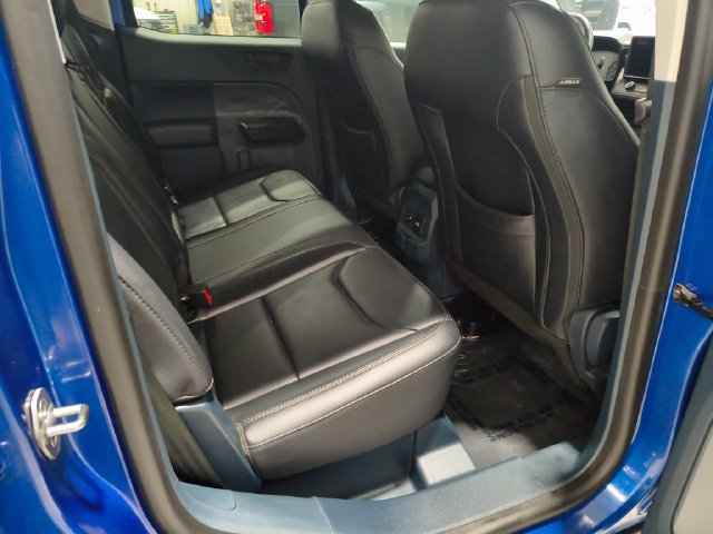 Used 2024 Ford Maverick Lariat w/ Black Appearance Package FWD image 18