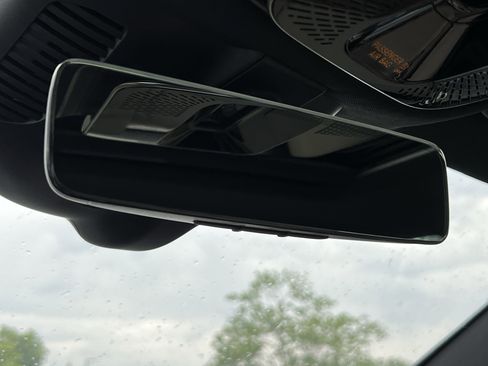 Certified 2025 Mercedes-Benz C 300 Sedan image 27
