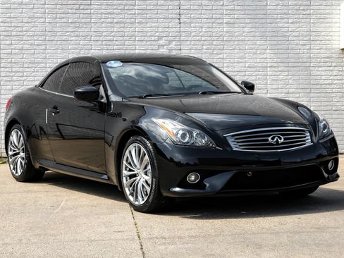 Used 2012 INFINITI G37 Convertible w/ Premium Pkg RWD image 5