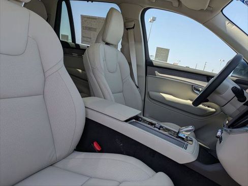 New 2026 Volvo XC90 T8 Ultra w/ Protection Package Premier AWD/4WD image 13