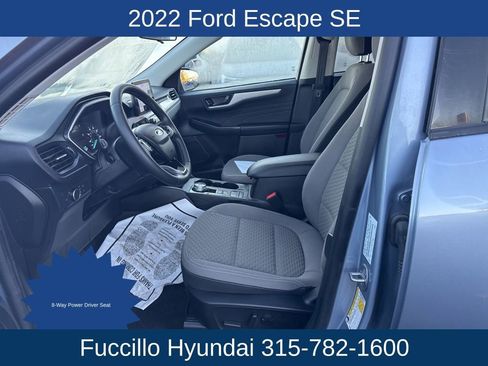 Used 2022 Ford Escape SE w/ Convenience Package image 12