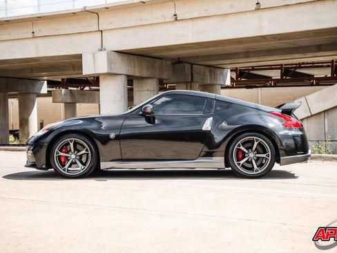 Used 2014 Nissan 370Z NISMO w/ Bose Package RWD image 42