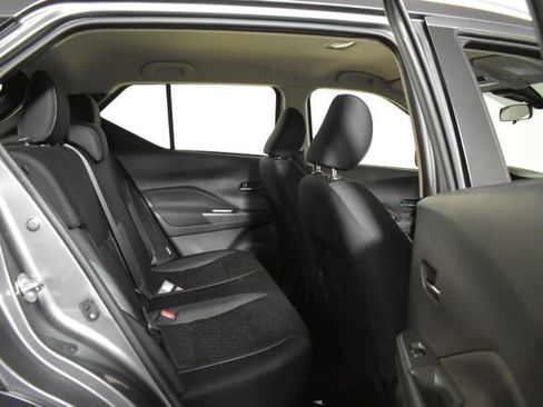 Certified 2023 Nissan Kicks SV FWD image 29