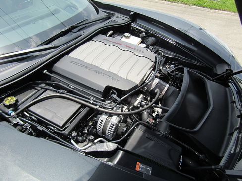 Used 2018 Chevrolet Corvette Grand Sport RWD image 21