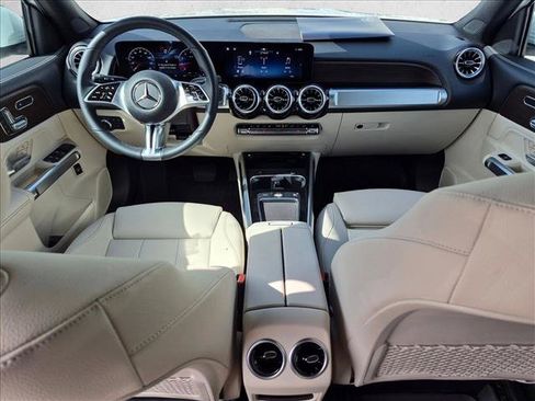 Used 2026 Mercedes-Benz GLB 250 image 15