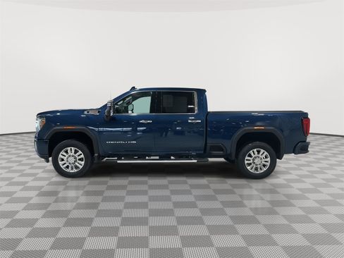 Used 2020 GMC Sierra 2500 Denali w/ Denali Ultimate Package image 2