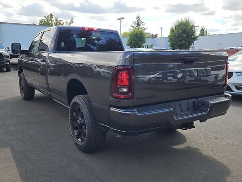 New 2026 RAM 3500 Big Horn AWD/4WD image 5