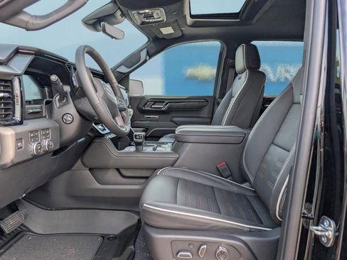 New 2026 GMC Sierra 1500 AT4X AWD/4WD image 17