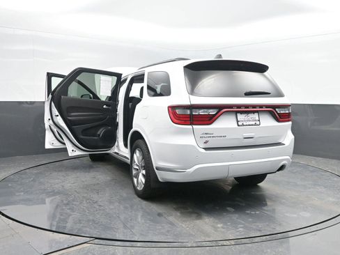 Used 2022 Dodge Durango SXT w/ Anodized Platinum Package image 42
