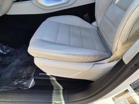 Used 2021 Mercedes-Benz GLS 450 4MATIC image 21