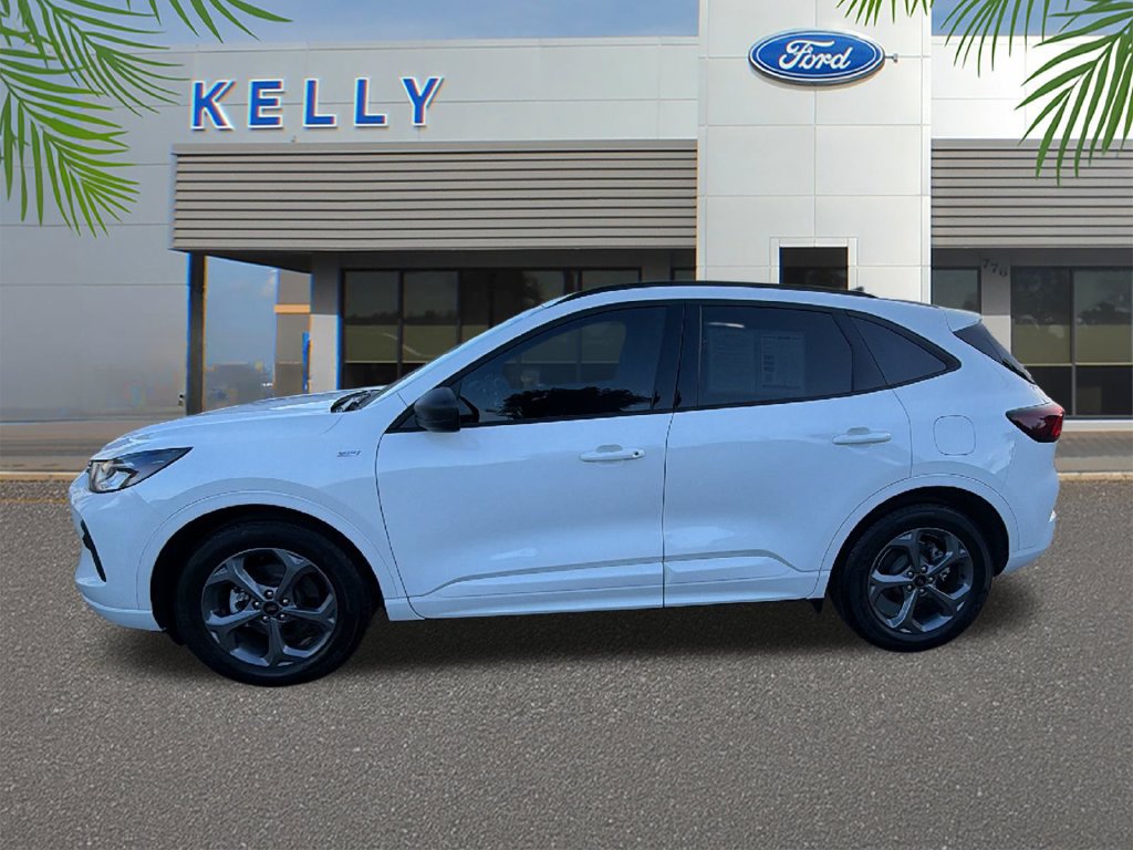 Certified 2024 Ford Escape ST-Line FWD image 2
