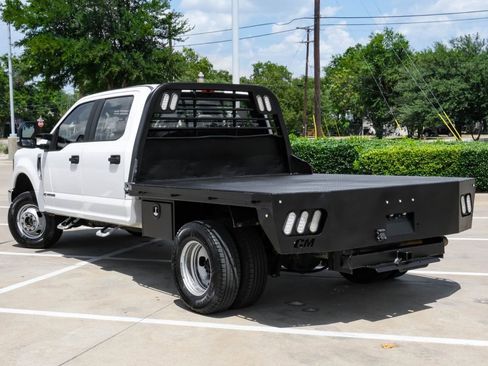 Used 2019 Ford F350 XL w/ Power Equipment Group image 9