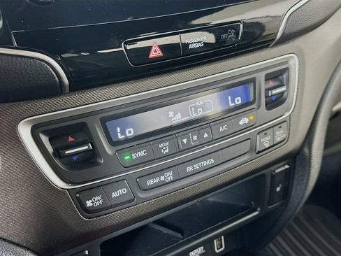 Used 2023 Honda Passport TrailSport image 28