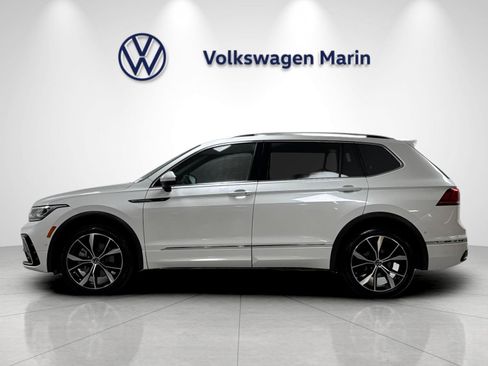 Used 2024 Volkswagen Tiguan SEL R-Line AWD/4WD image 2