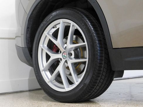 Used 2019 Alfa Romeo Stelvio Ti Sport w/ Quick Order Package 22S Sport image 10