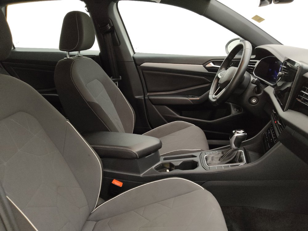 Used 2025 Volkswagen Jetta Sport FWD image 21